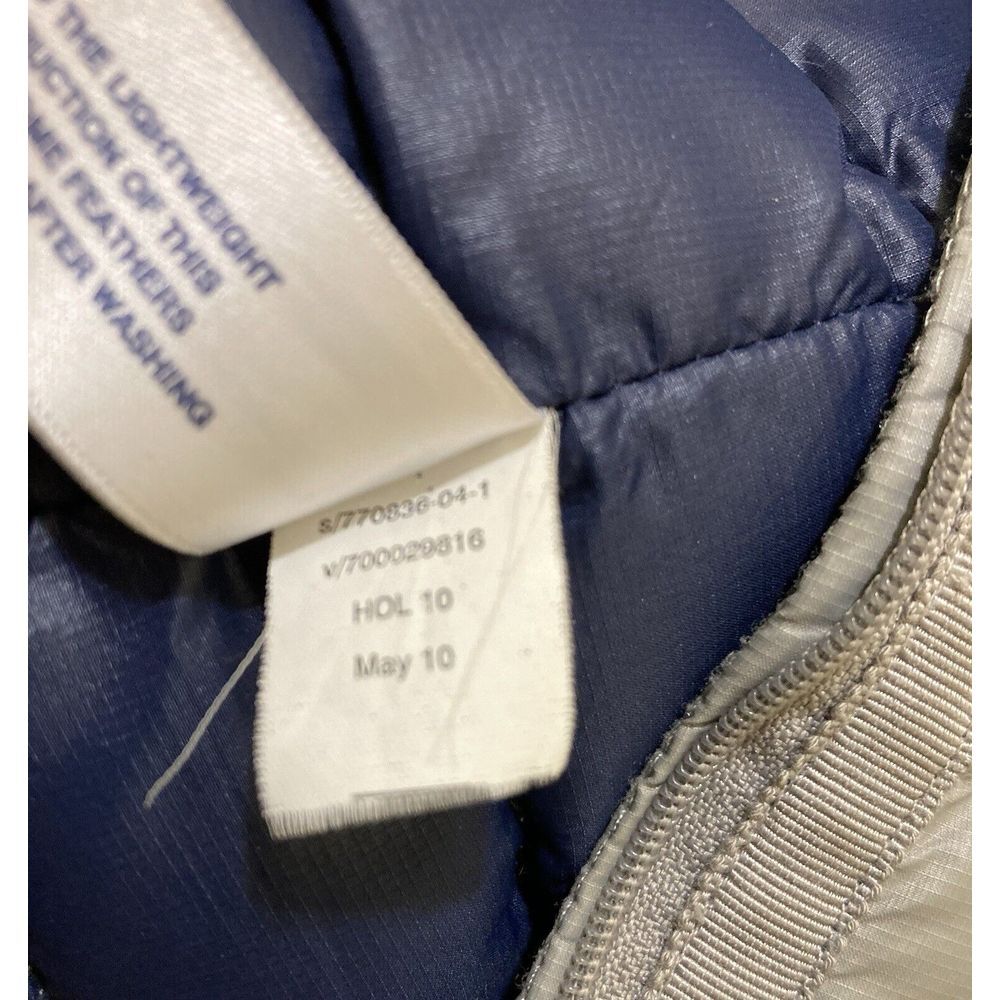 Gap‎ Womens Down Puffer Vest Size L Gray Zip Snap Packable Outdoors Winter Layer - Picture 13 of 15